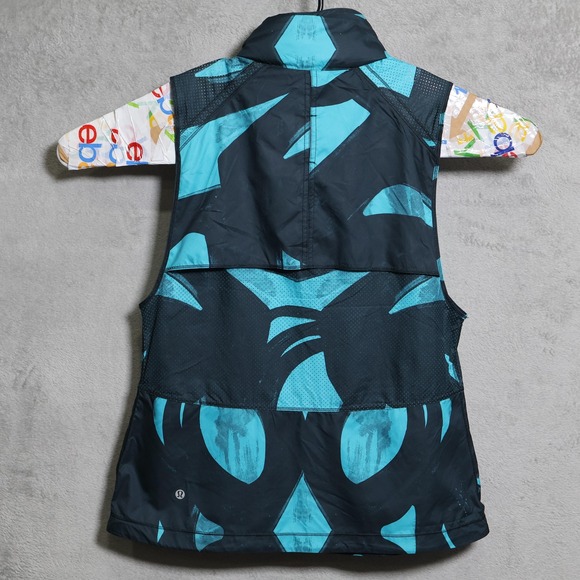 Lululemon Pack It Vest Womens 8 Blue Black Hidden Hood Reflective Windbreaker - Picture 5 of 10